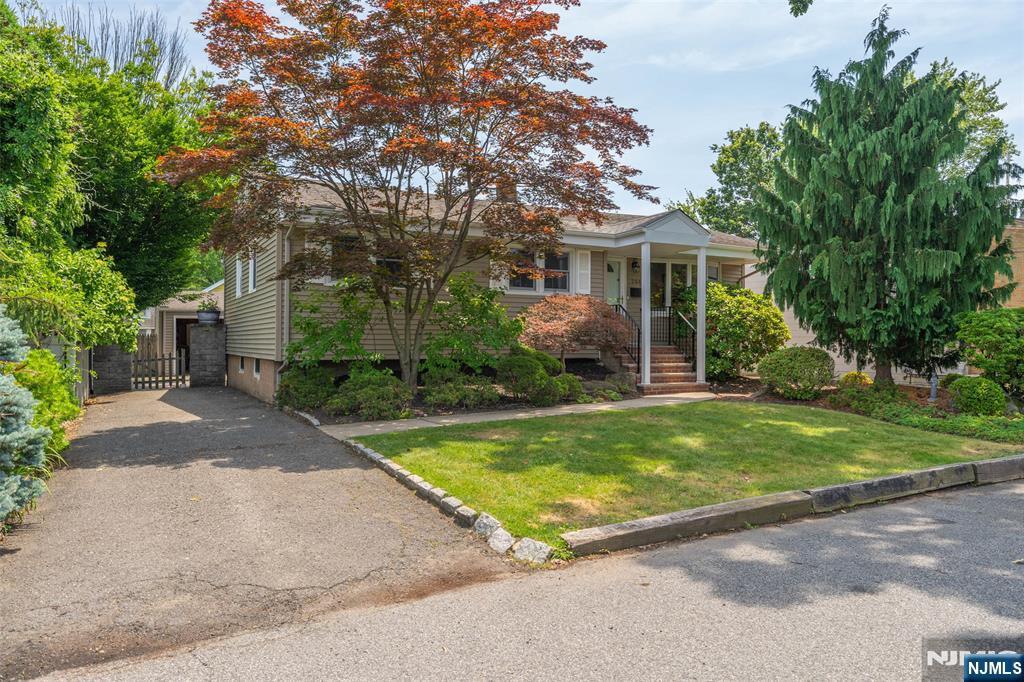 204 Franklin Street  Northvale NJ 07647 photo