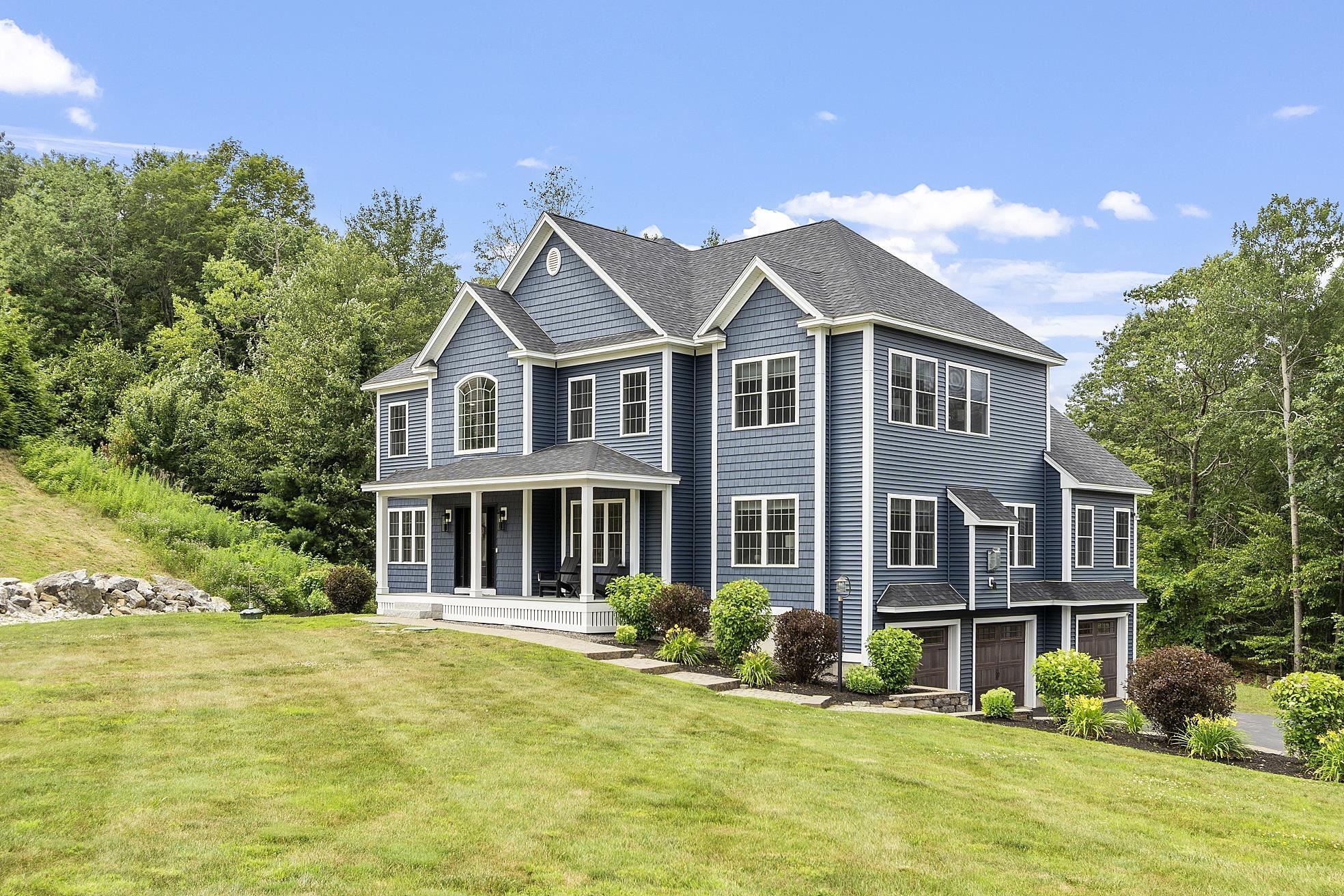 57 London Bridge Road  Windham NH 03087 photo