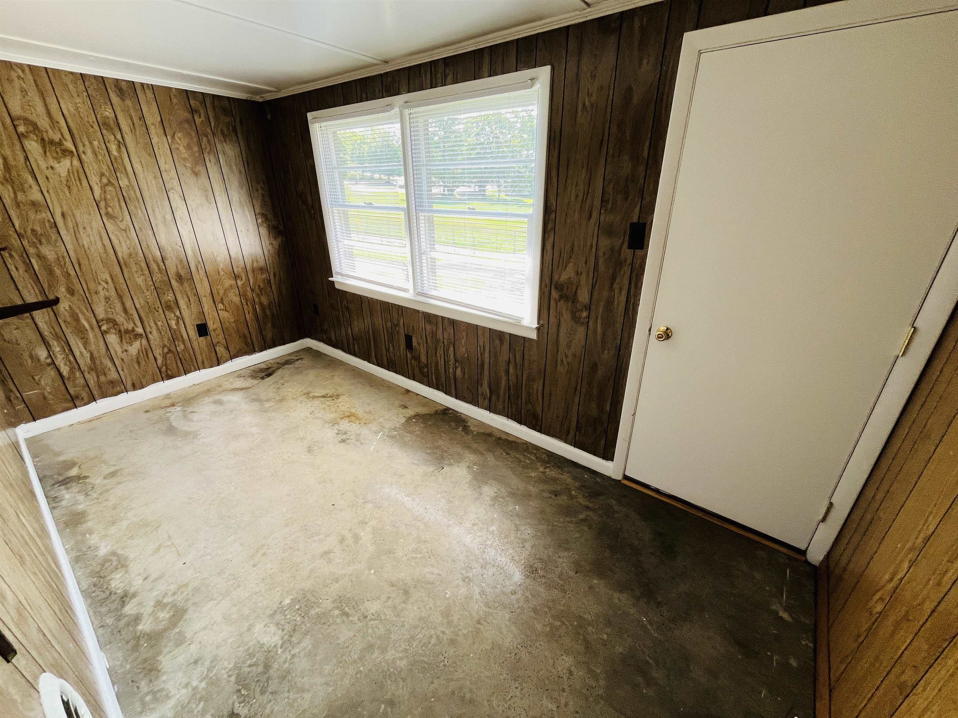 Property Photo:  405 Wilson Avenue  VA 24060 