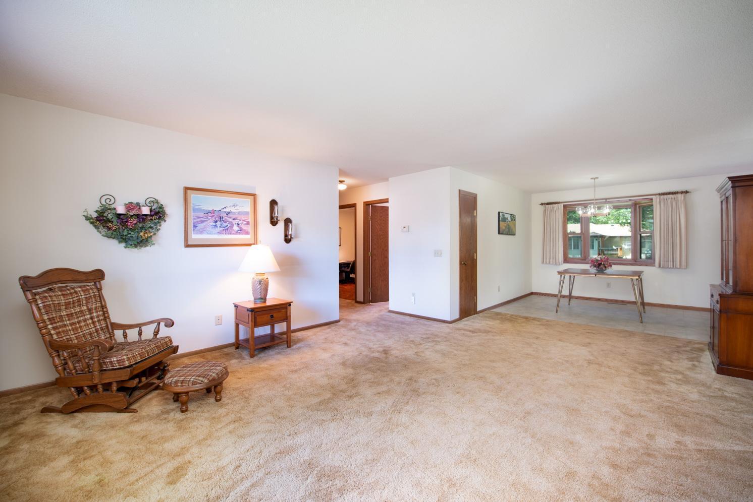 Property Photo: 608 Pfau Street MN 56001
