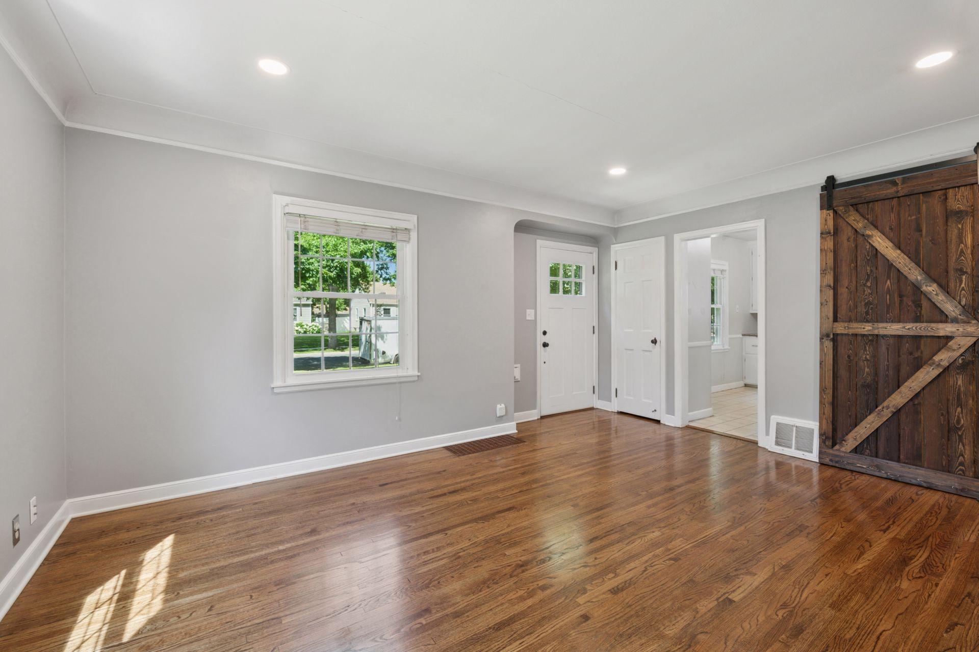 Property Photo: 3217 Florida Avenue S MN 55426