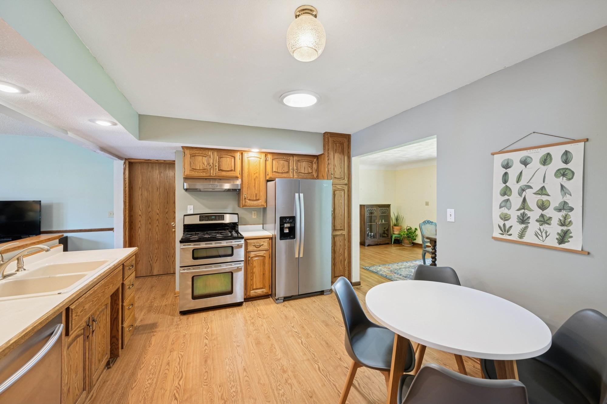 Property Photo: 1806 Aglen Street MN 55113