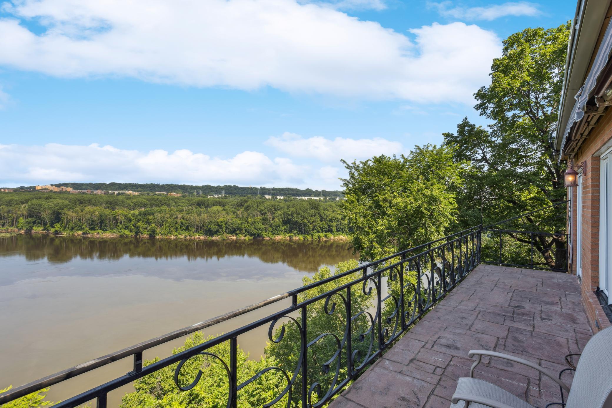Property Photo: 1111 Sibley Memorial Highway 4D MN 55118