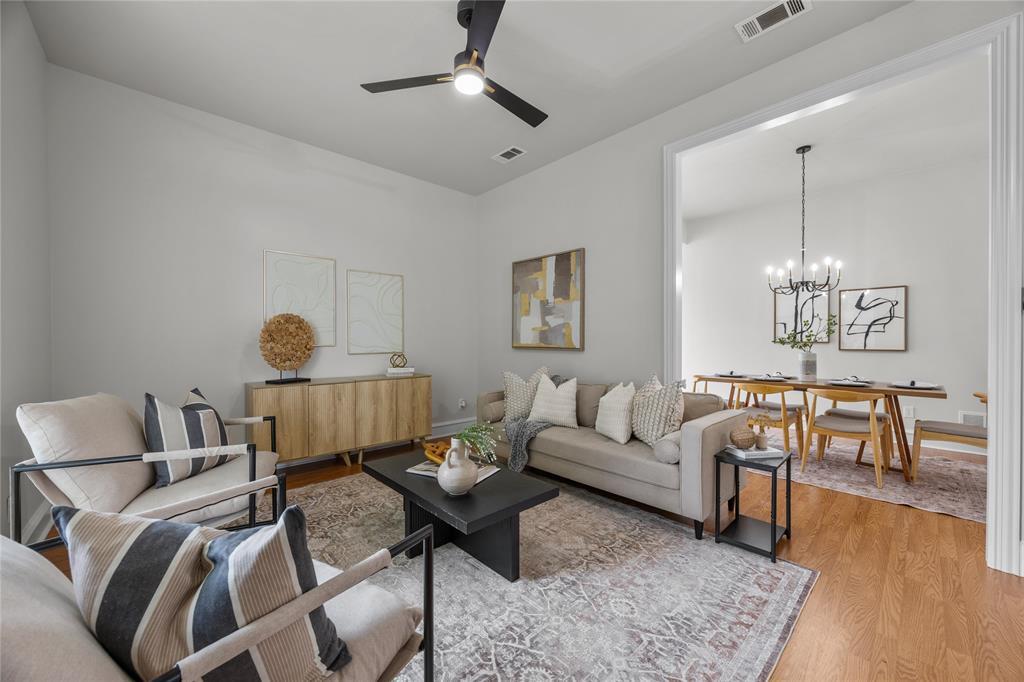 Property Photo: 1121 Countryhill Drive TX 76248