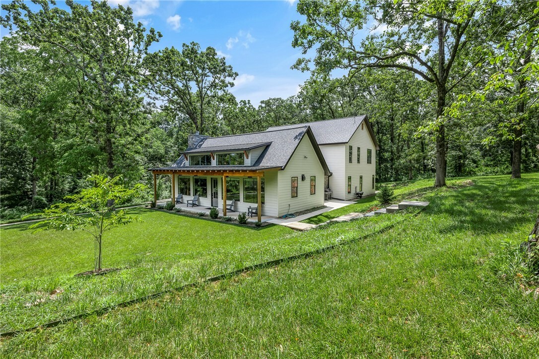 Property Photo: 14466 Shipe Road AR 72736