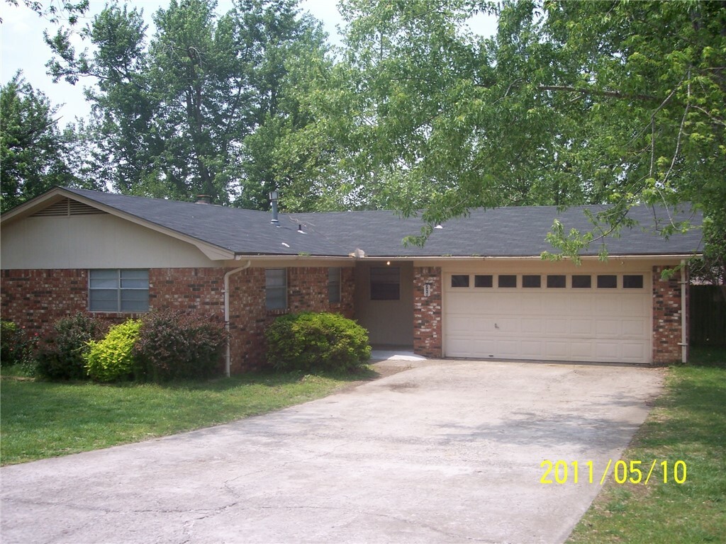 328 Rodric Circle  Siloam Springs AR 72761 photo