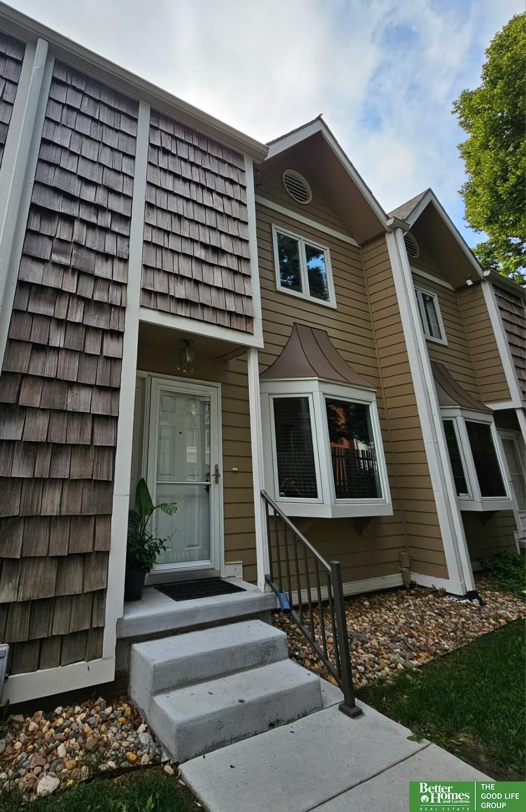 Property Photo:  524 S 36 Court  NE 68105-9999 