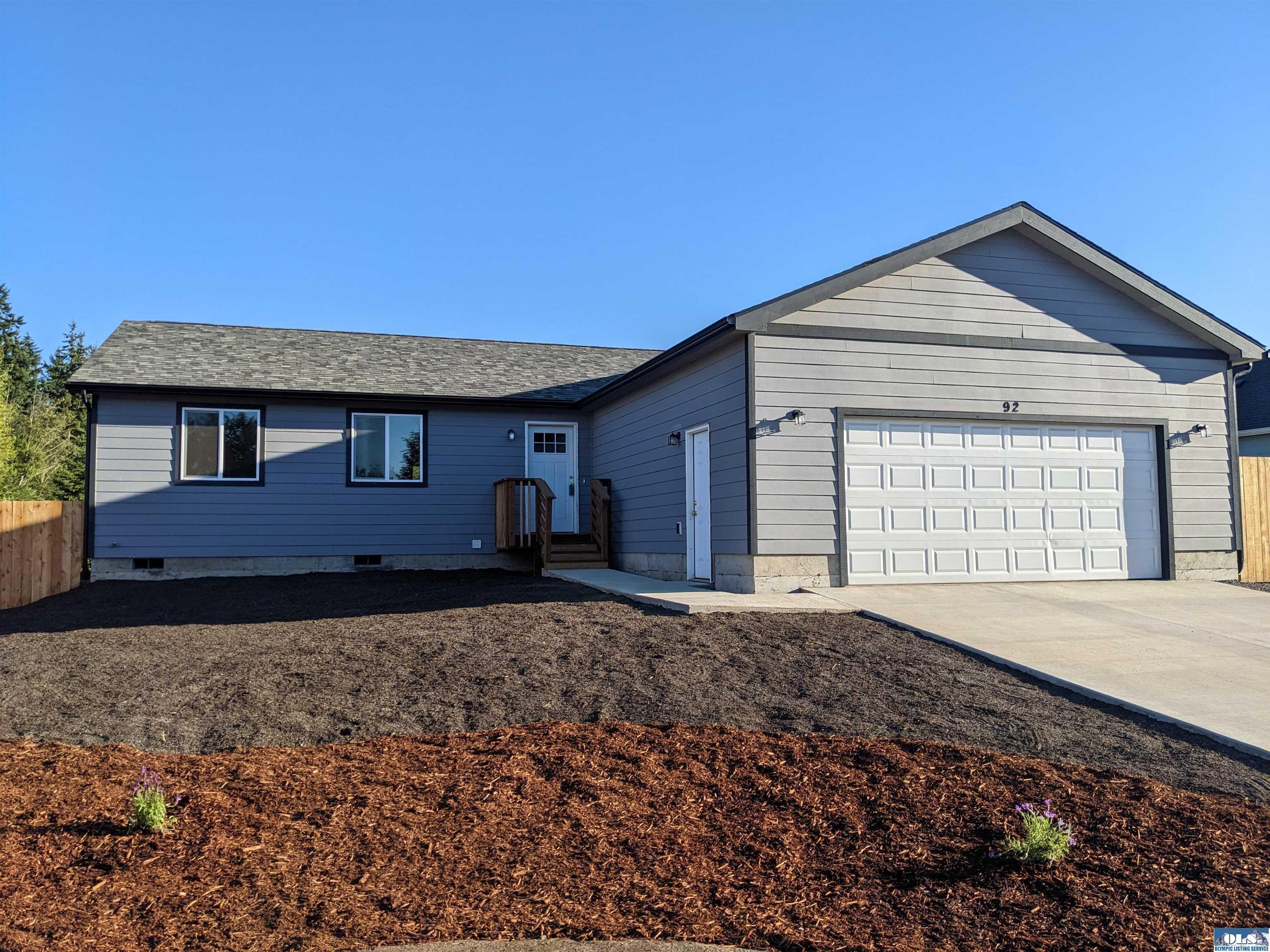 Property Photo: 92 E Cobblestone WA 98382