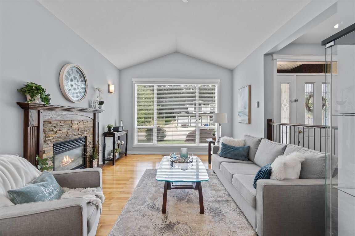 Property Photo: 1830 22 Street NE BC V1E 4N3