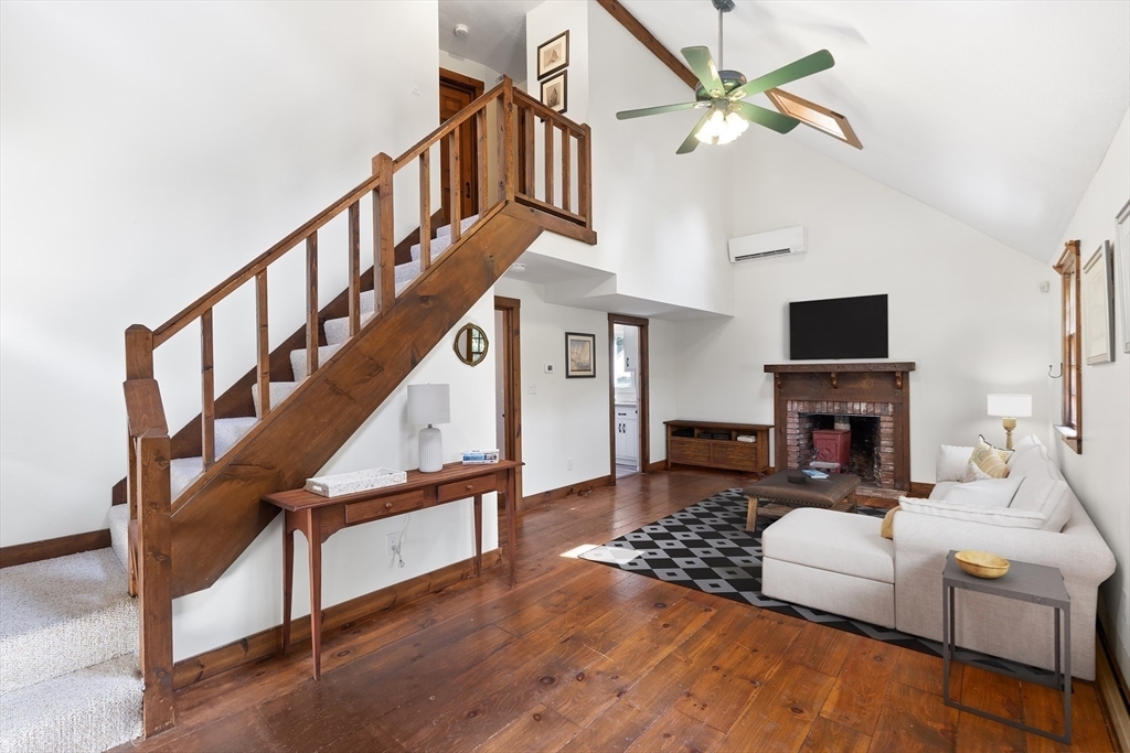 Property Photo:  10 Devonshire Lane  MA 02660 