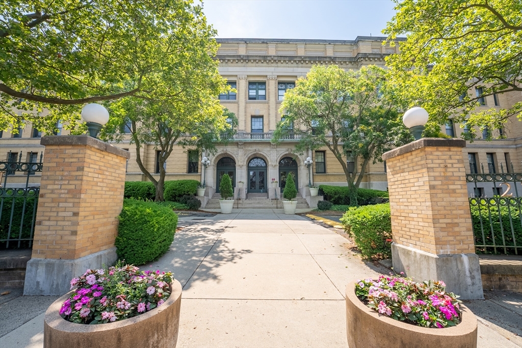 Property Photo: 235 State St 309 MA 01103