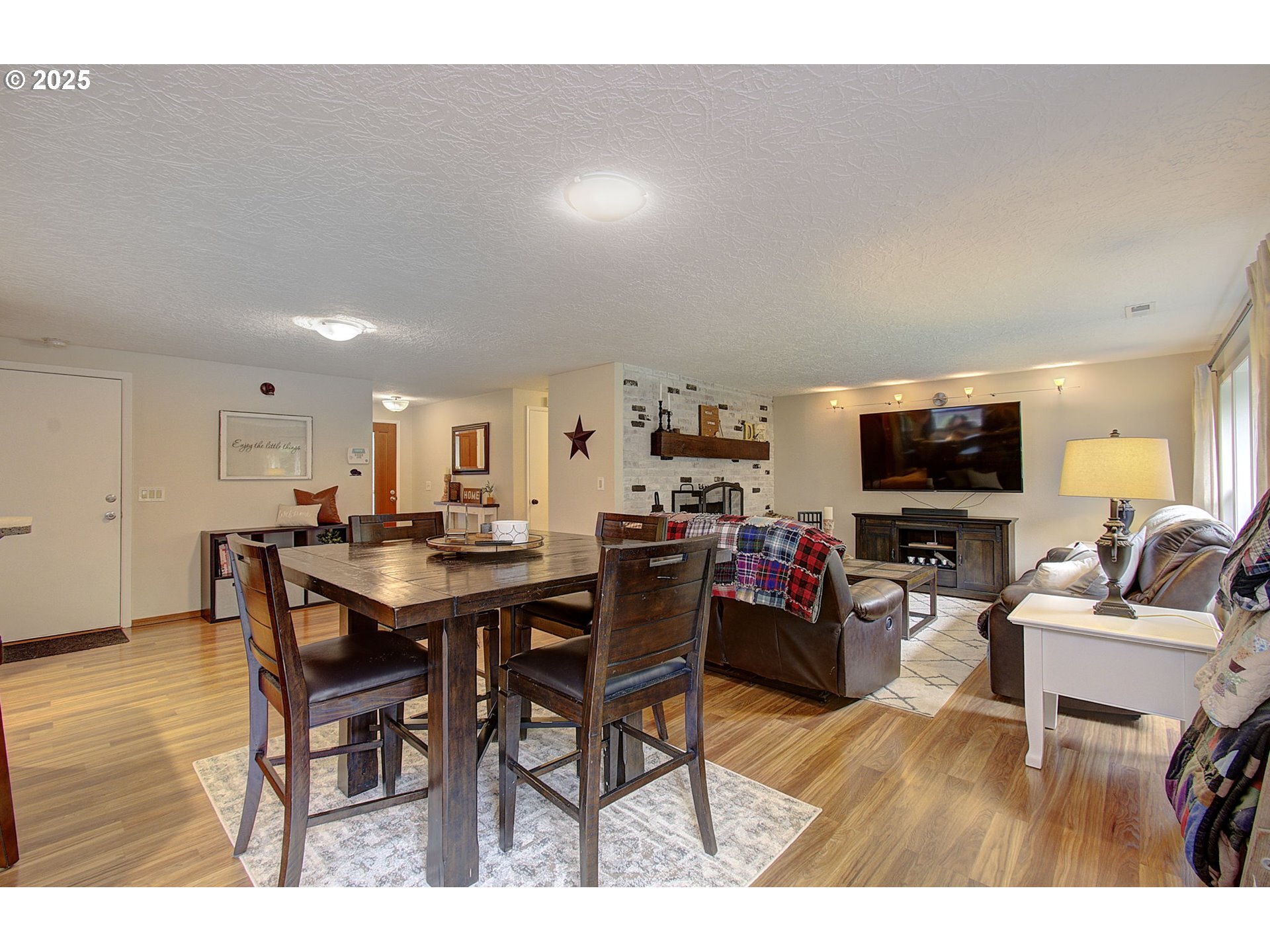 Property Photo: 1820 NW 105th St WA 98685