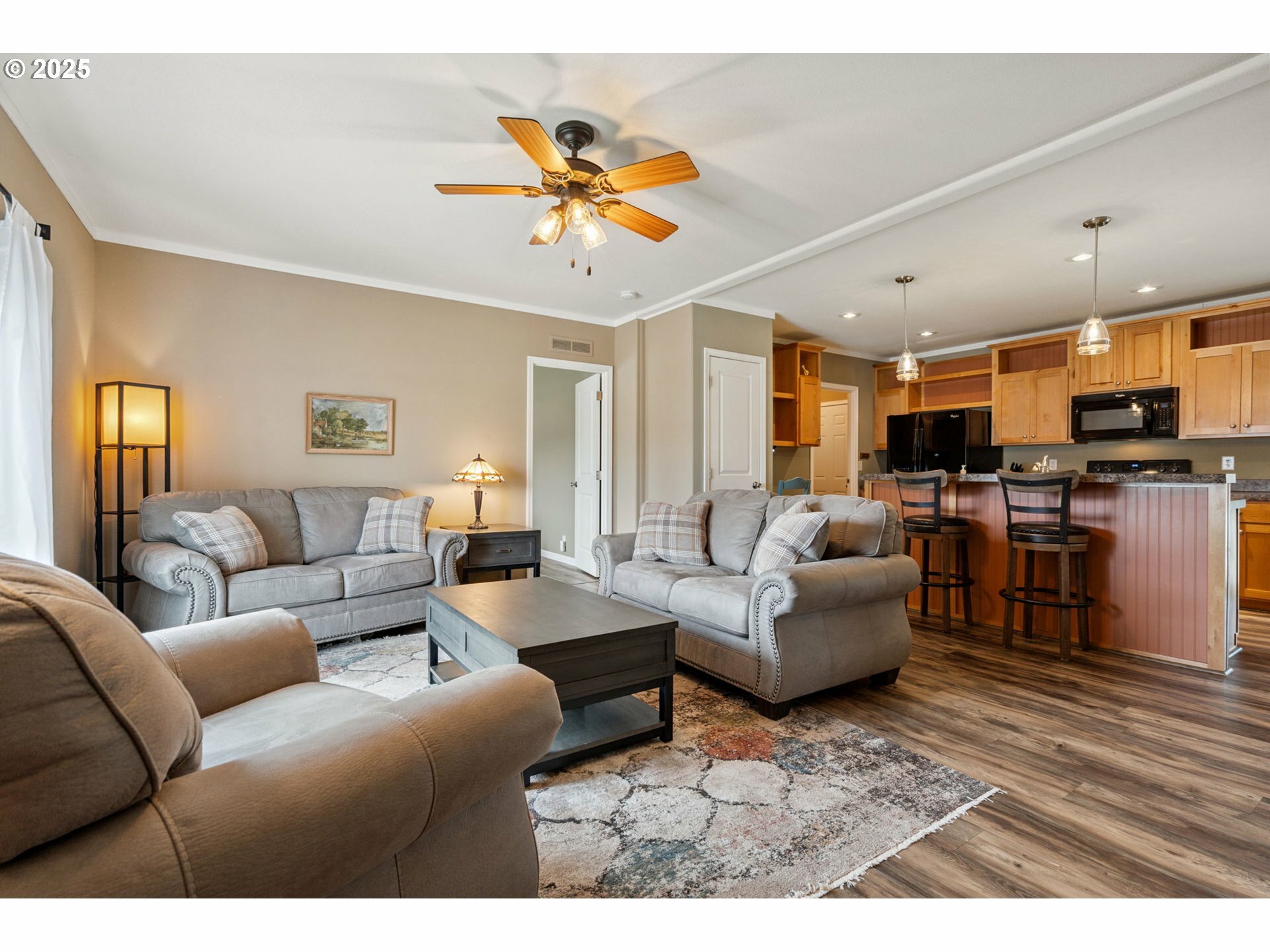 Property Photo: 309 NE Davaly Ln OR 97818