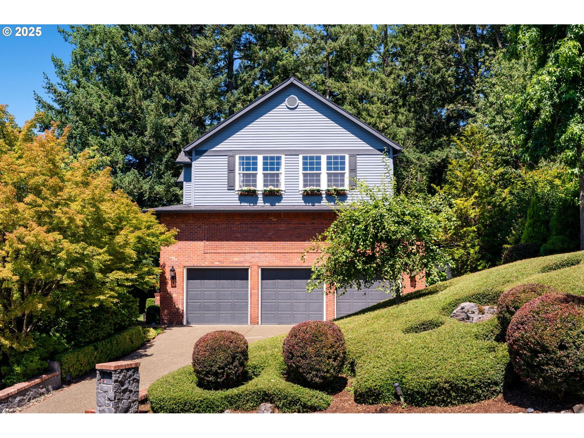 Property Photo: 5037 Parkhill St OR 97035
