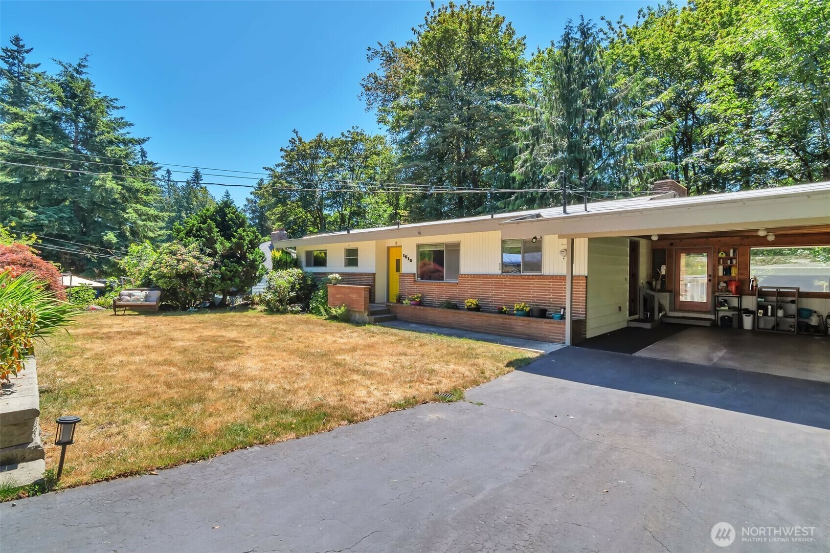 Property Photo: 1515 NE 106th Street WA 98125