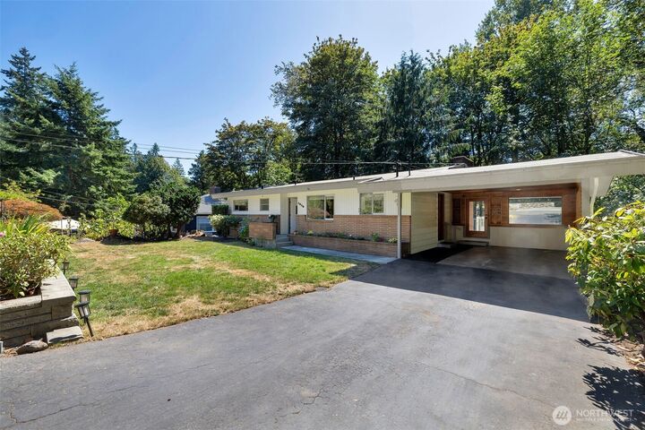 Property Photo:  1515 NE 106th Street  WA 98125 