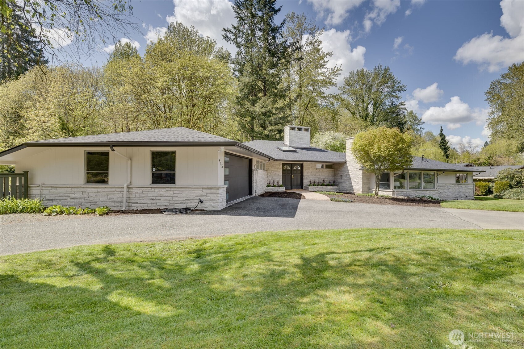 Property Photo: 415 Front Street S WA 98027
