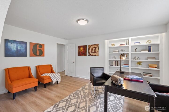 Property Photo: 415 Front Street S WA 98027