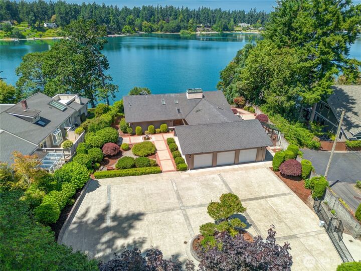 Property Photo: 6638 Hilltop Lane WA 98499