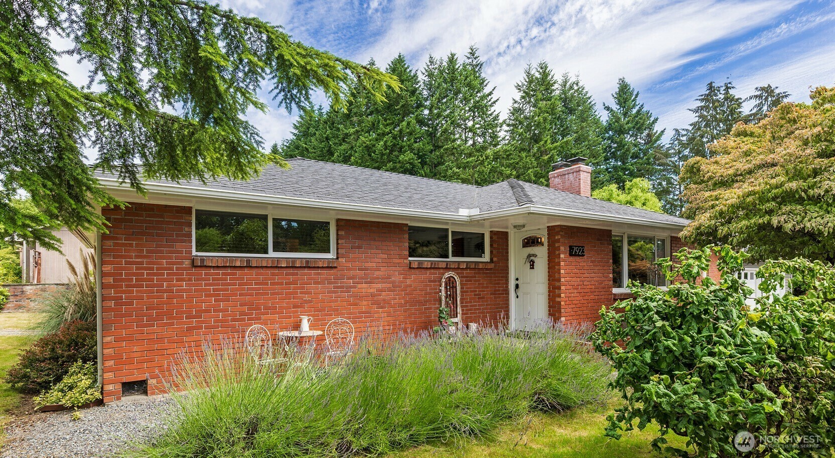 Property Photo: 7923 220th Street SW WA 98026