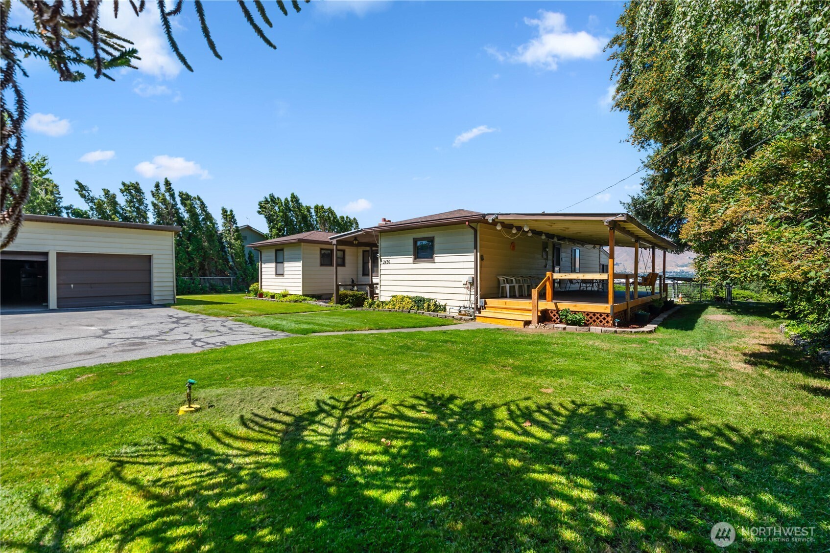 Property Photo: 2434 NW Alan Avenue WA 98802
