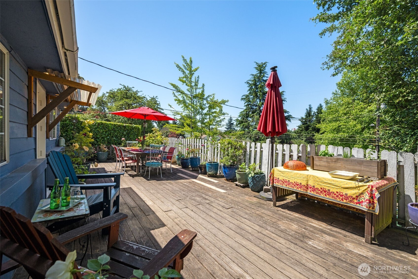 Property Photo: 1524 30th Avenue WA 98122