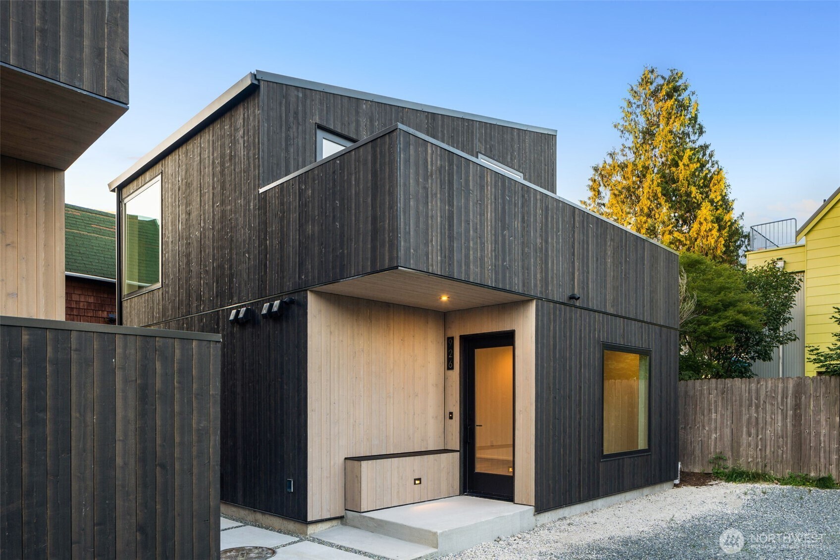 Property Photo: 926 23rd Avenue WA 98122