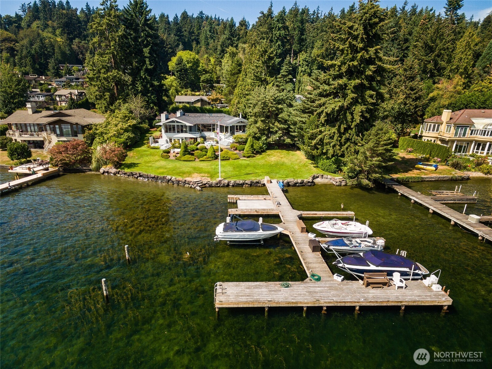 Property Photo: 4802 E Mercer Way WA 98040