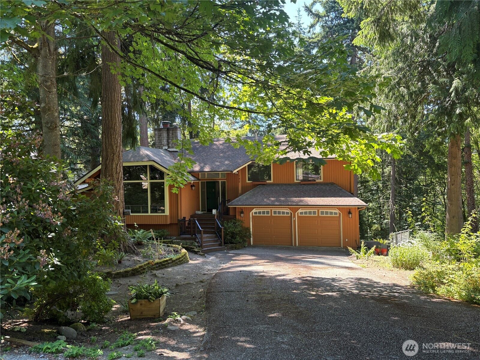 Property Photo:  145  Mt Pilchuck Avenue SW  WA 98027 