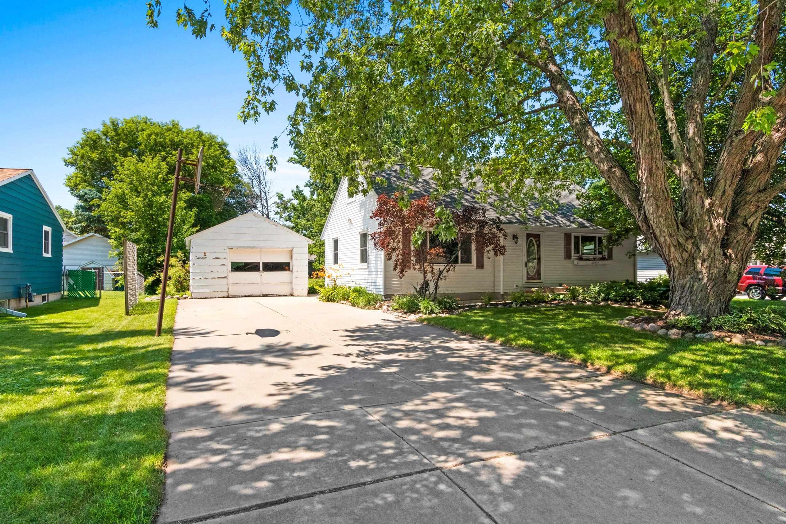 Property Photo: 2325 Utah Avenue WI 54302-4719