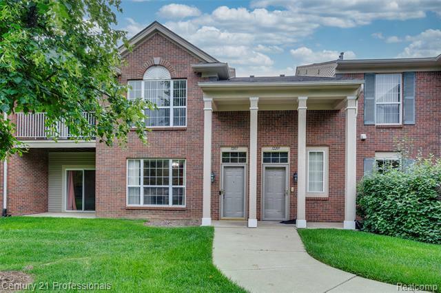 Property Photo: 12107 Chesapeake Circle MI 48390
