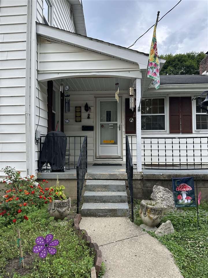 Property Photo: 139 W Main Street IN 47330