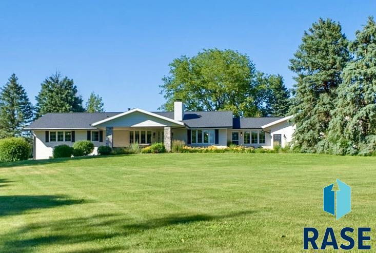 Property Photo: 48156 268th St SD 57005