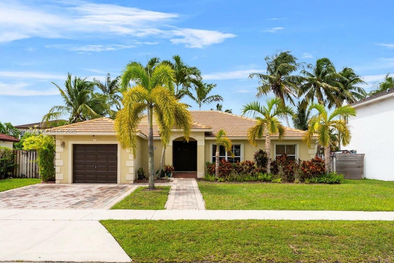 Property Photo: 15218 SW 181st Ter FL 33187