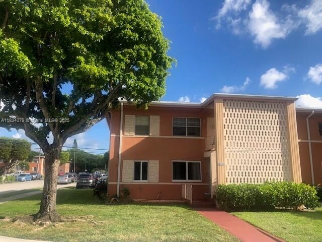 3600 SW 9th Ter 1B  Miami FL 33135 photo