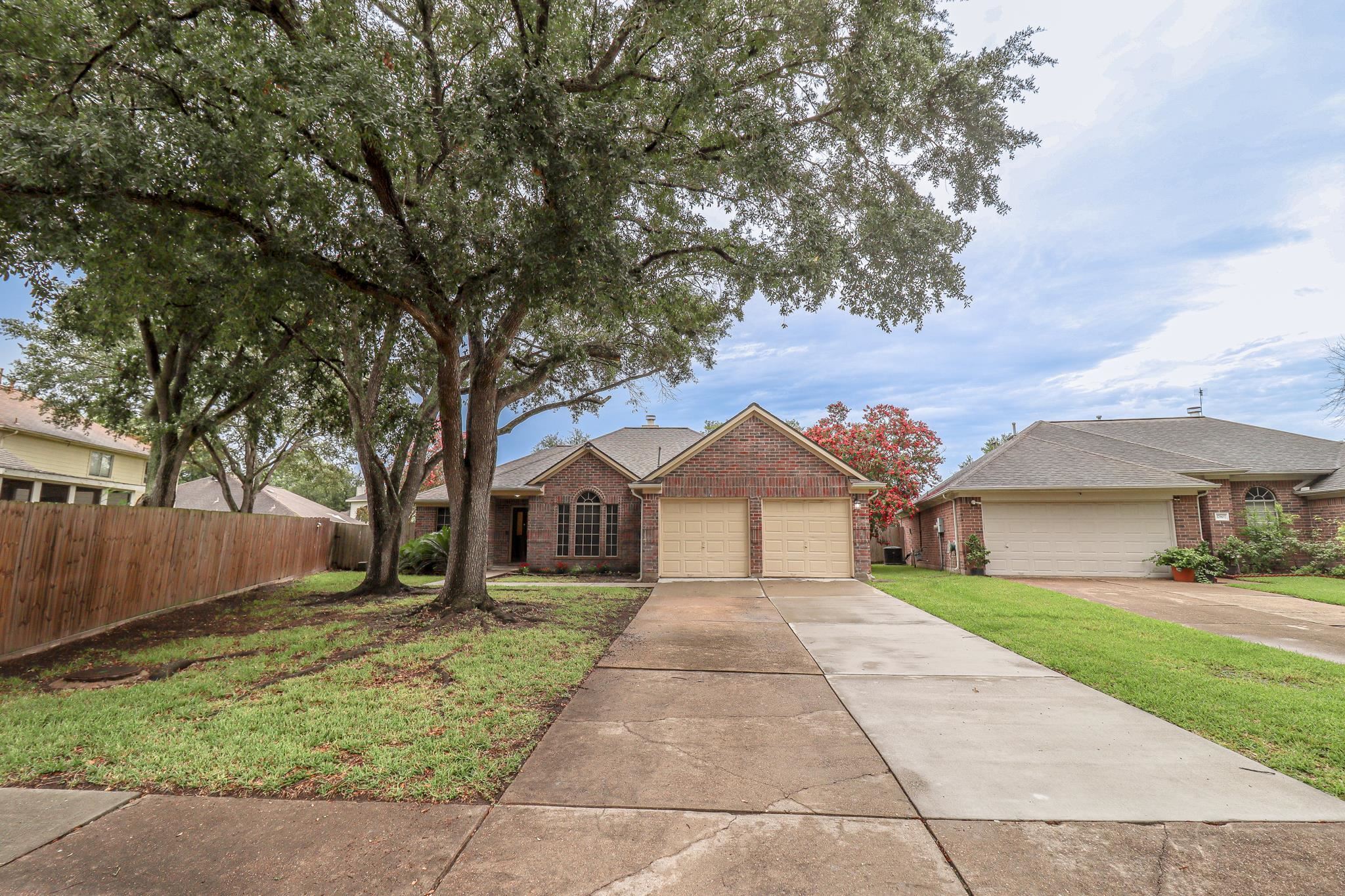 Property Photo: 17803 Inland Oaks Dr. TX 77407