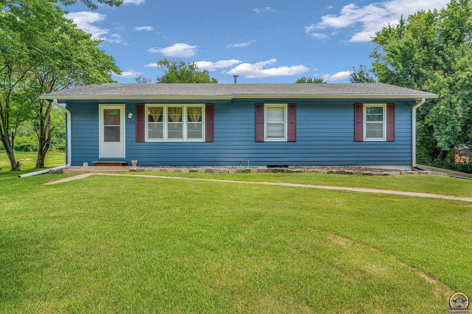 Property Photo: 2710 NE Spring Creek Dr KS 66617