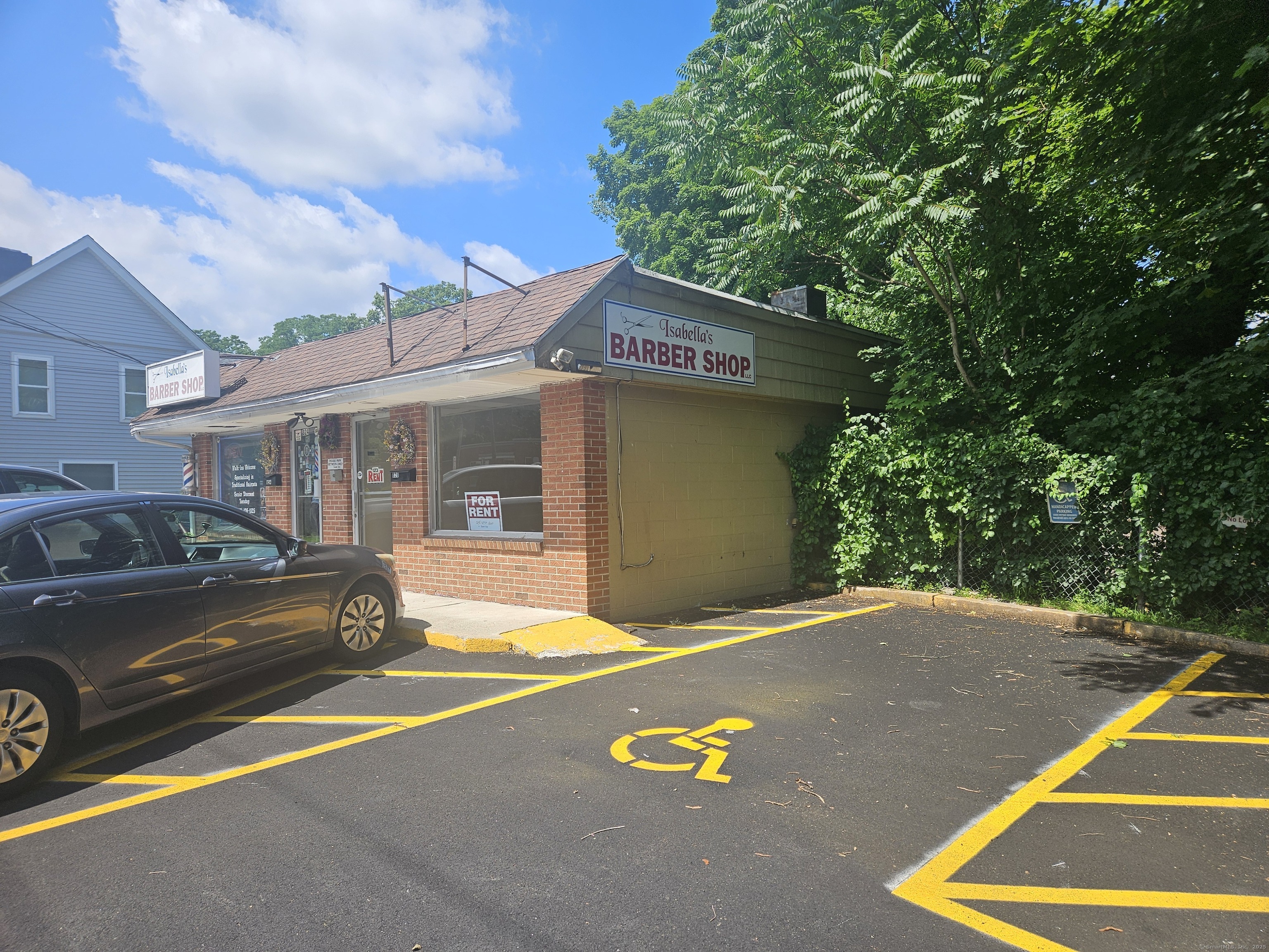 Property Photo: 826 South Main Street CT 06479