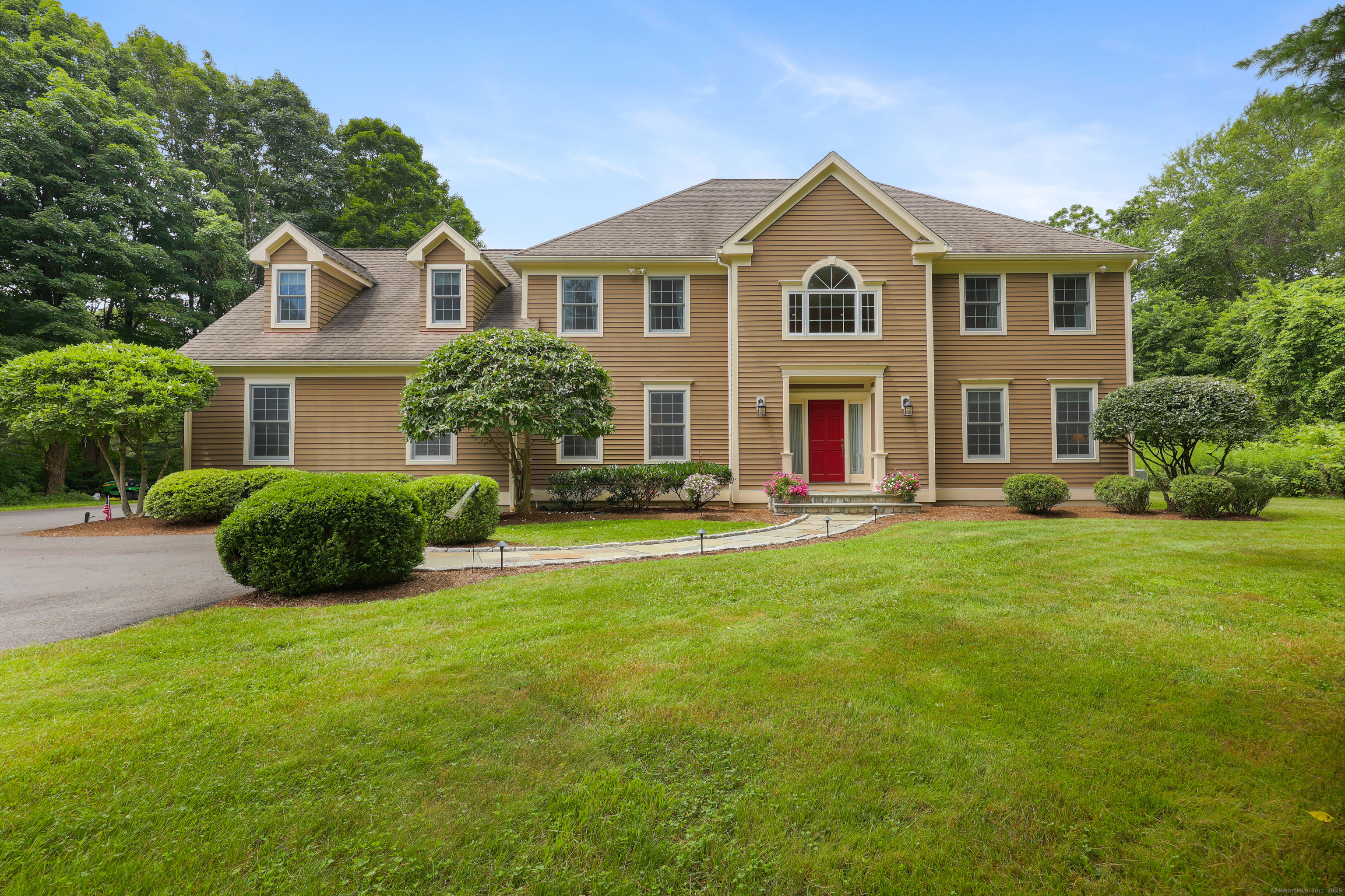 Property Photo: 28 Sunnyview Drive CT 06896