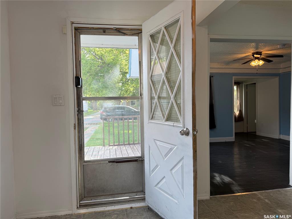 Property Photo: 630 13th Street SK S0K 2A0