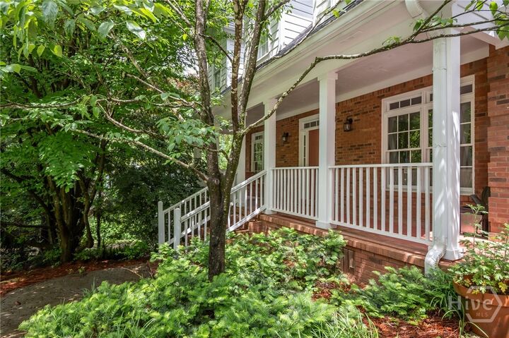 Property Photo:  127 Chestnut Lane  GA 30606
