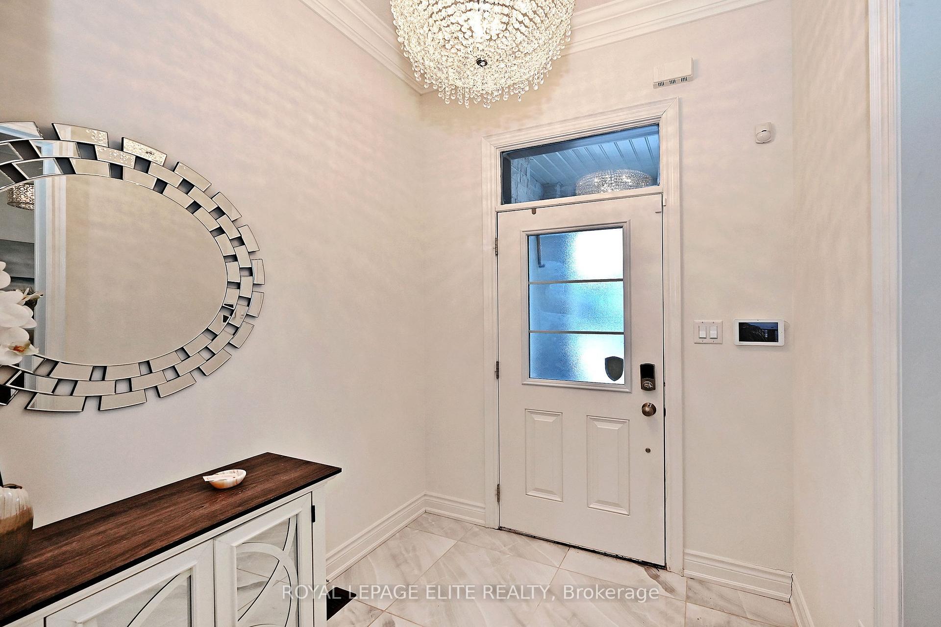 Property Photo:  39 Holland Vista Street  ON L9N 0T2 