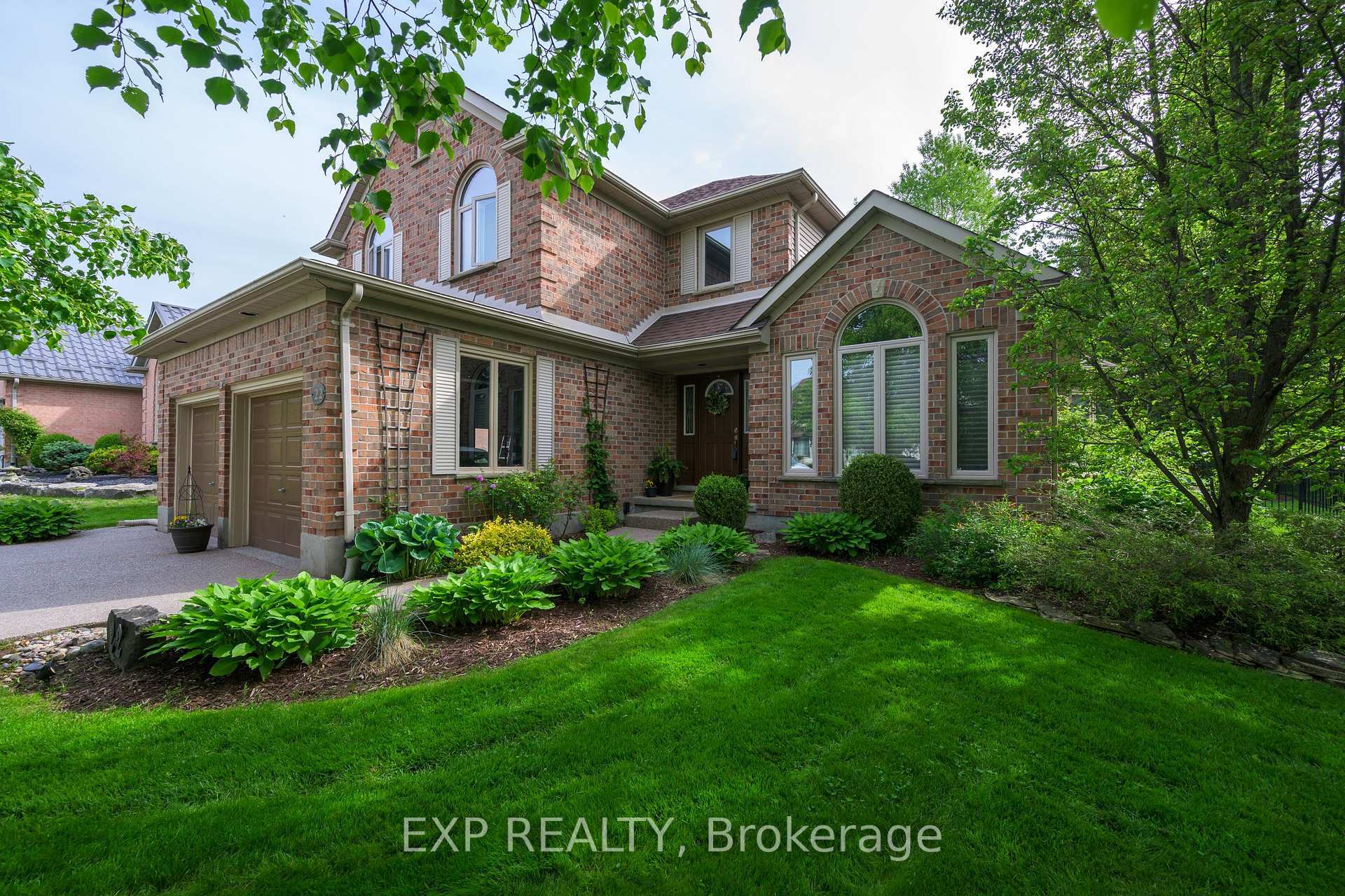 Property Photo:  22 Glenridge Crescent  ON N6G 4W5 