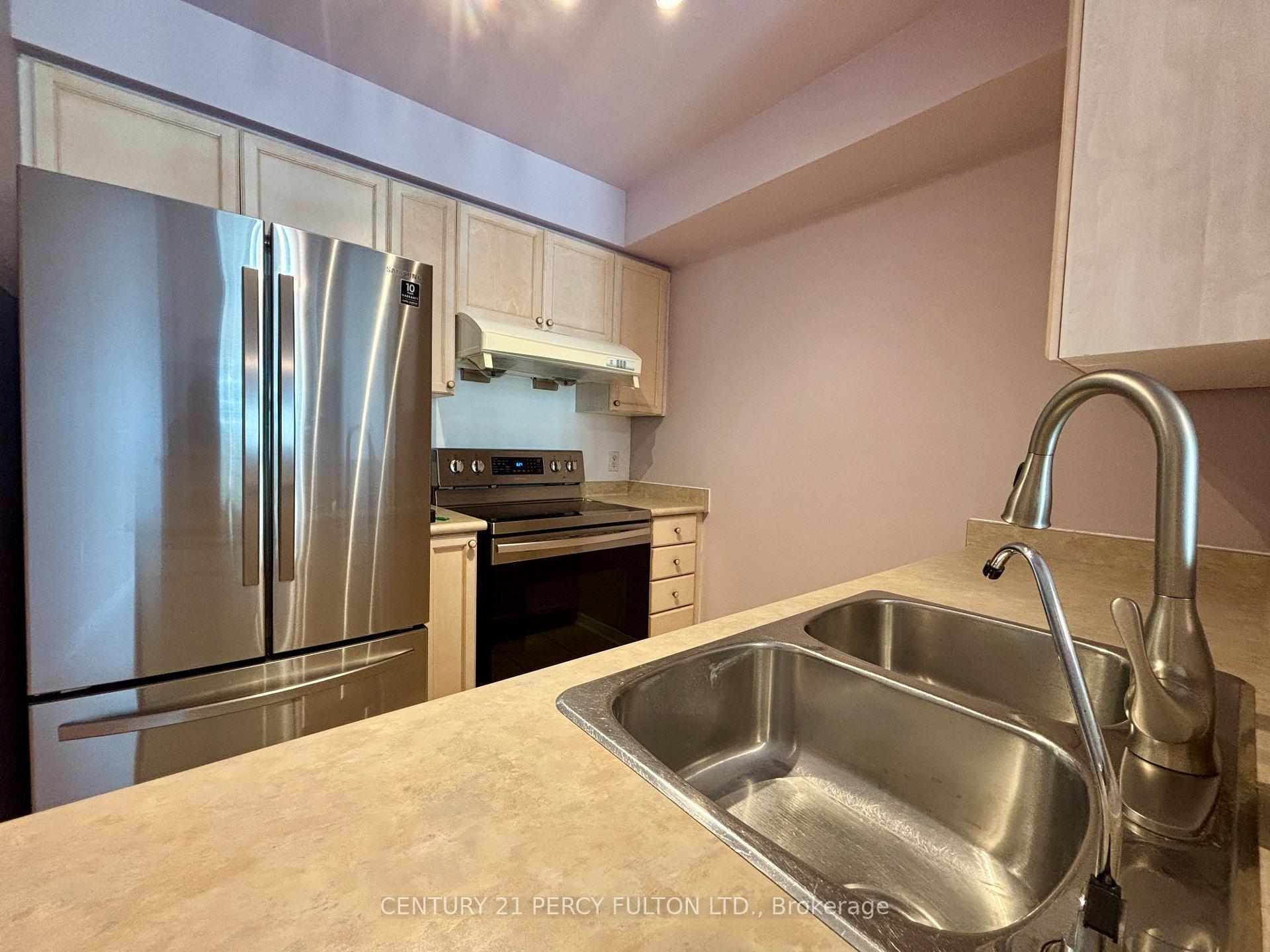 Property Photo: 26 Olive Avenue 1901 ON M2N 7G7