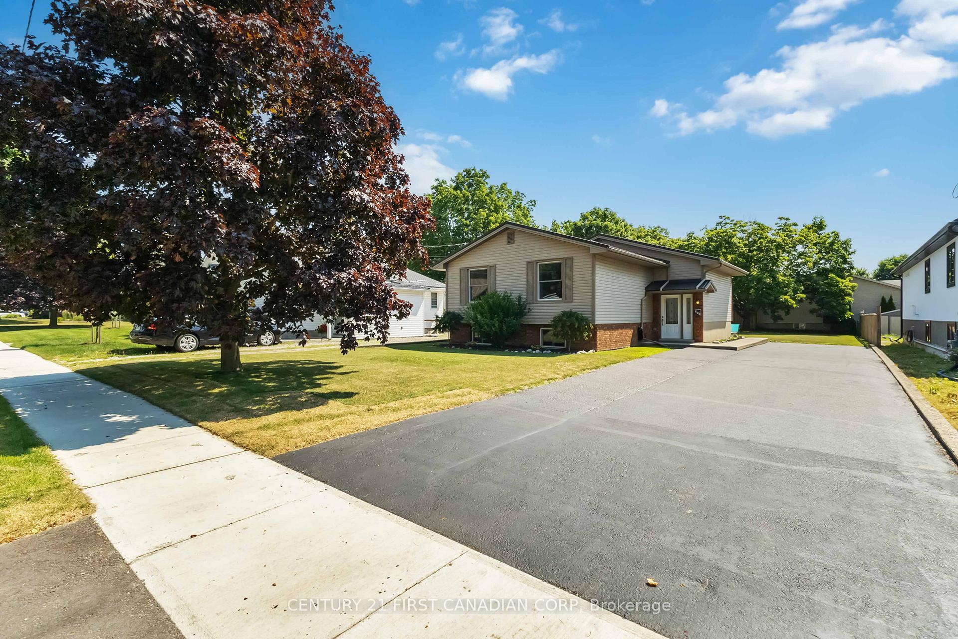 Property Photo: 311 John Street S ON N5H 2C9