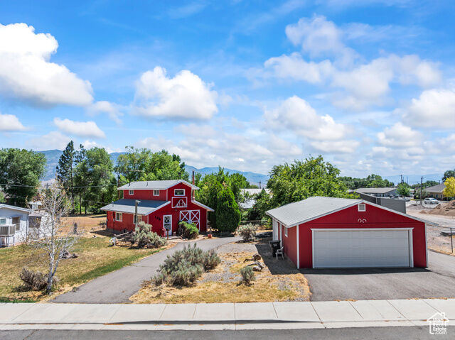 Property Photo:  140 E 200 S  UT 84701 