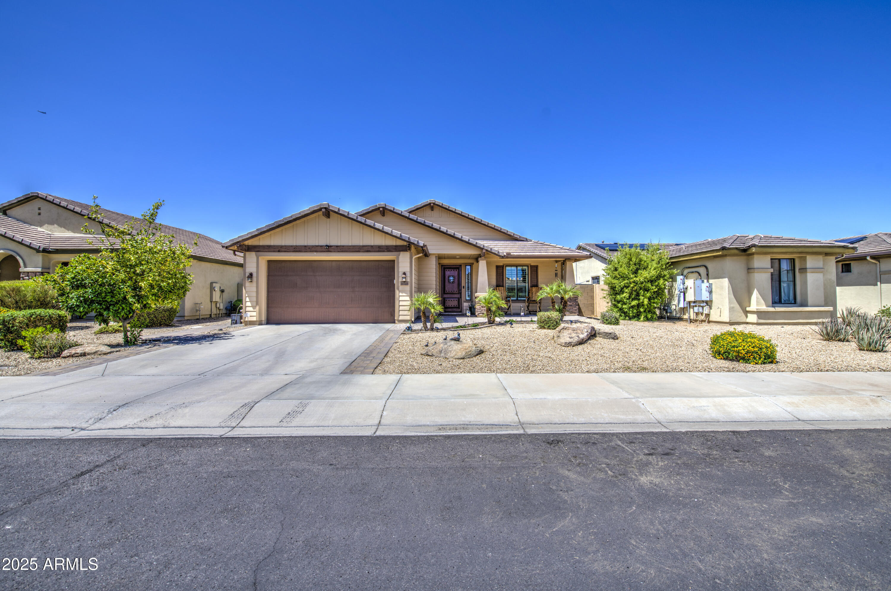 Property Photo: 16146 W Devonshire Avenue AZ 85395