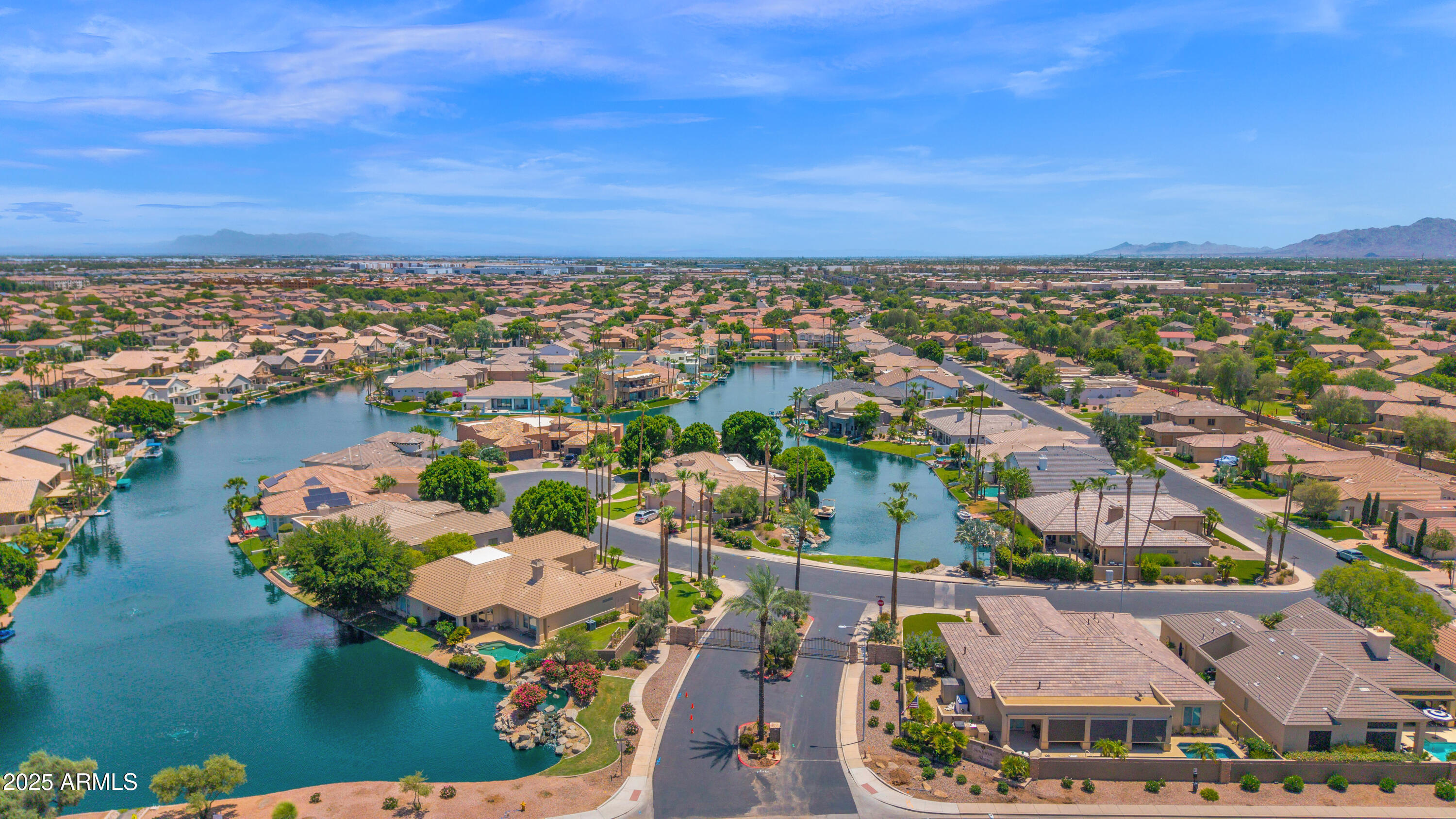 Property Photo: 3470 S Camellia Place AZ 85248