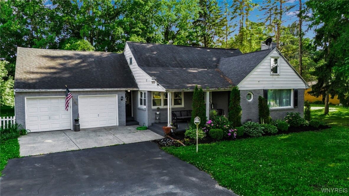 Property Photo:  3410 Bullis Road  NY 14059 