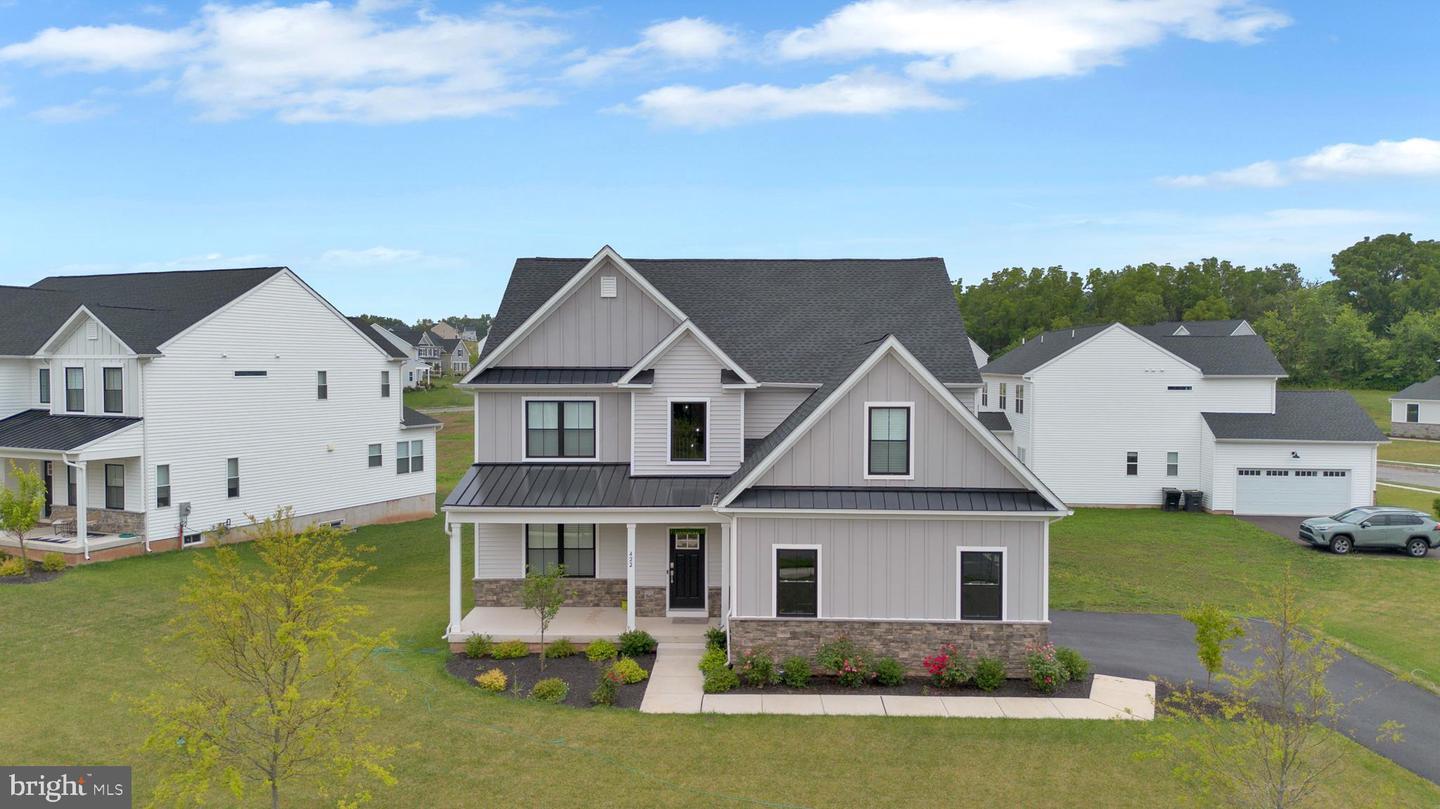 Property Photo: 422 Emerald Court PA 19475